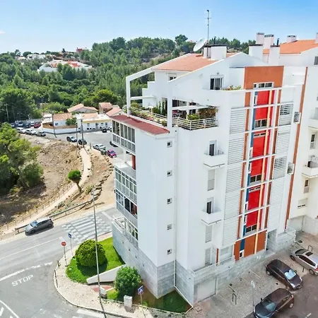 Lovely 2 Bedroom With Terrace In Cascais * Lissabon