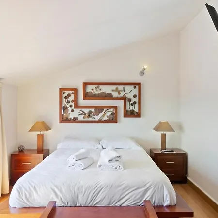 Apartment Lovely 2 Bedroom With Terrace In Cascais
