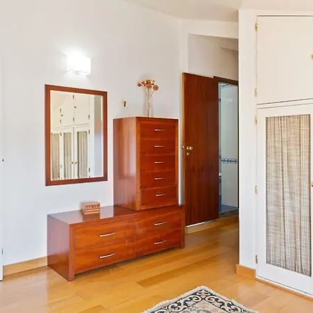 Lovely 2 Bedroom With Terrace In Cascais 아파트 리스본